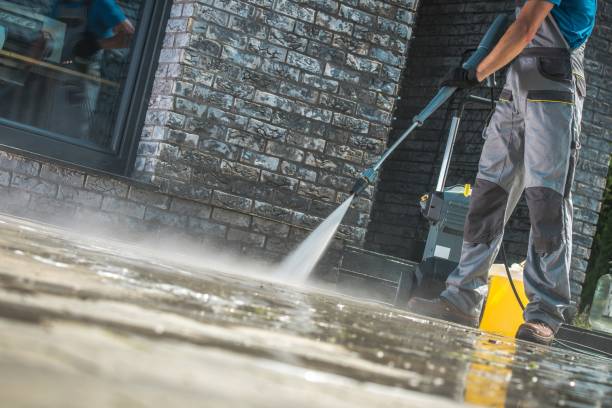 Best Roof Washing  in Garnett, KS